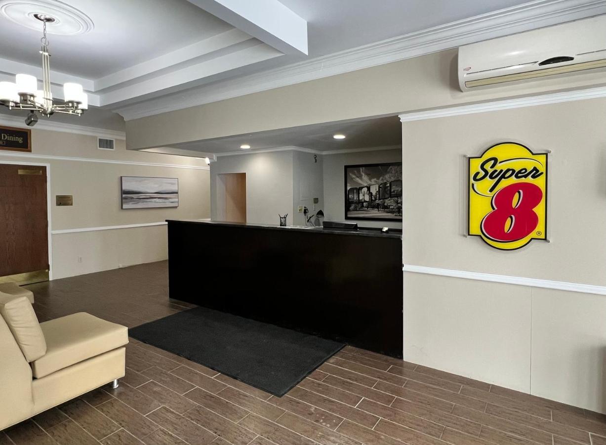 Super 8 By Wyndham Kirkland Lake Luaran gambar